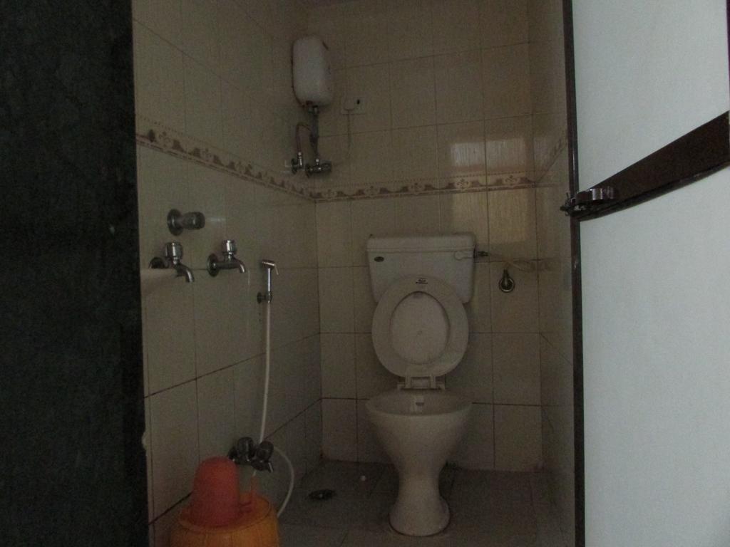 Grand Skylight Hotel Мумбай Екстериор снимка